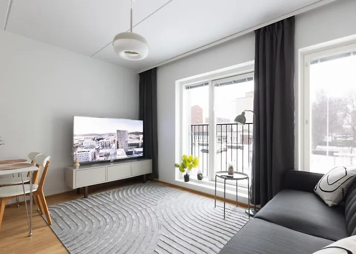 Newly Built One Bedroom With Private Sauna In The Center דירה